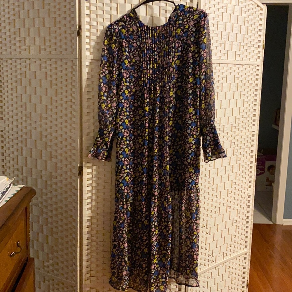Beautiful floral midi dress